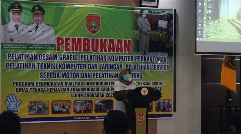 Bupati Kobar Secara Resmi Membuka Pelatihan Kejuruan Berbasis Kompetensi