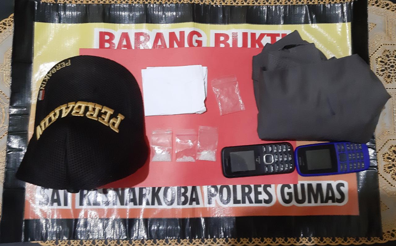 Miliki 3 Paket Sabu, 2 Orang Diamankan Sat Resnarkoba Polres Gumas