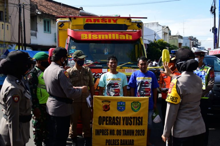 Gelar Operasi Yustisi, Polres Banjar Dapati Pengendara Truk Tak Patuhi Prokes