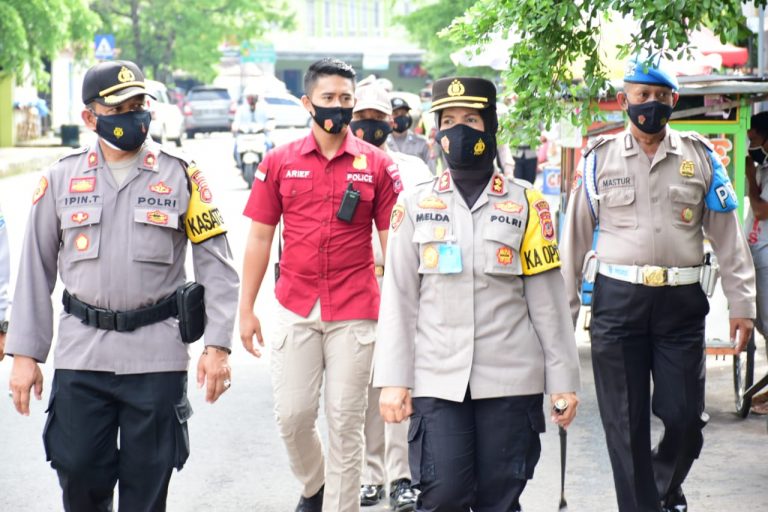 6eef9928-219c-455c-862f-9d7889a0e043