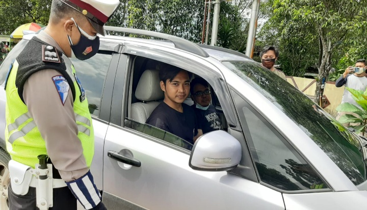 c12cf4d4-a0cc-4a41-8a71-80296bbb8c36