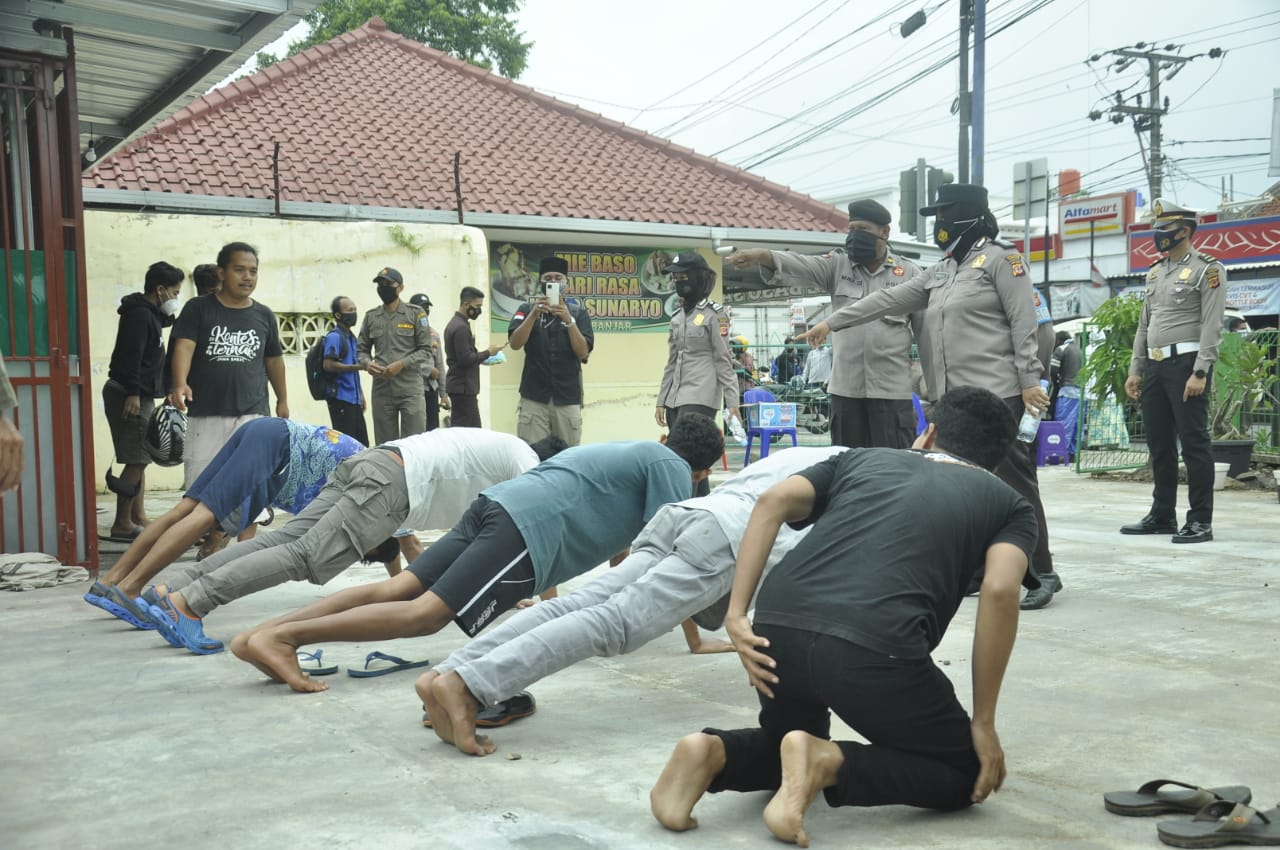 cbf2192e-3863-48b0-9831-69d013517b2e