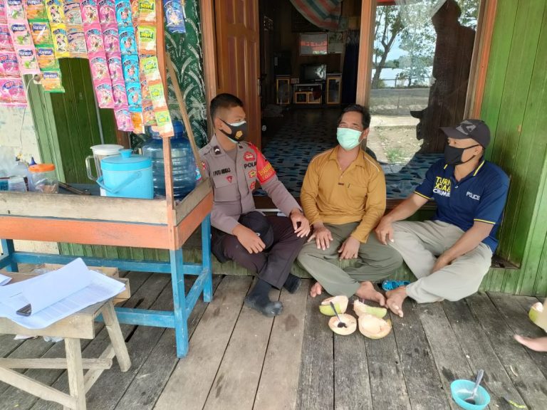 Bhabinkamtibmas Food Estate Polres Pulang Pisau Sambang Ke Warga Binaan Tetap Mengutamakan Prokes
