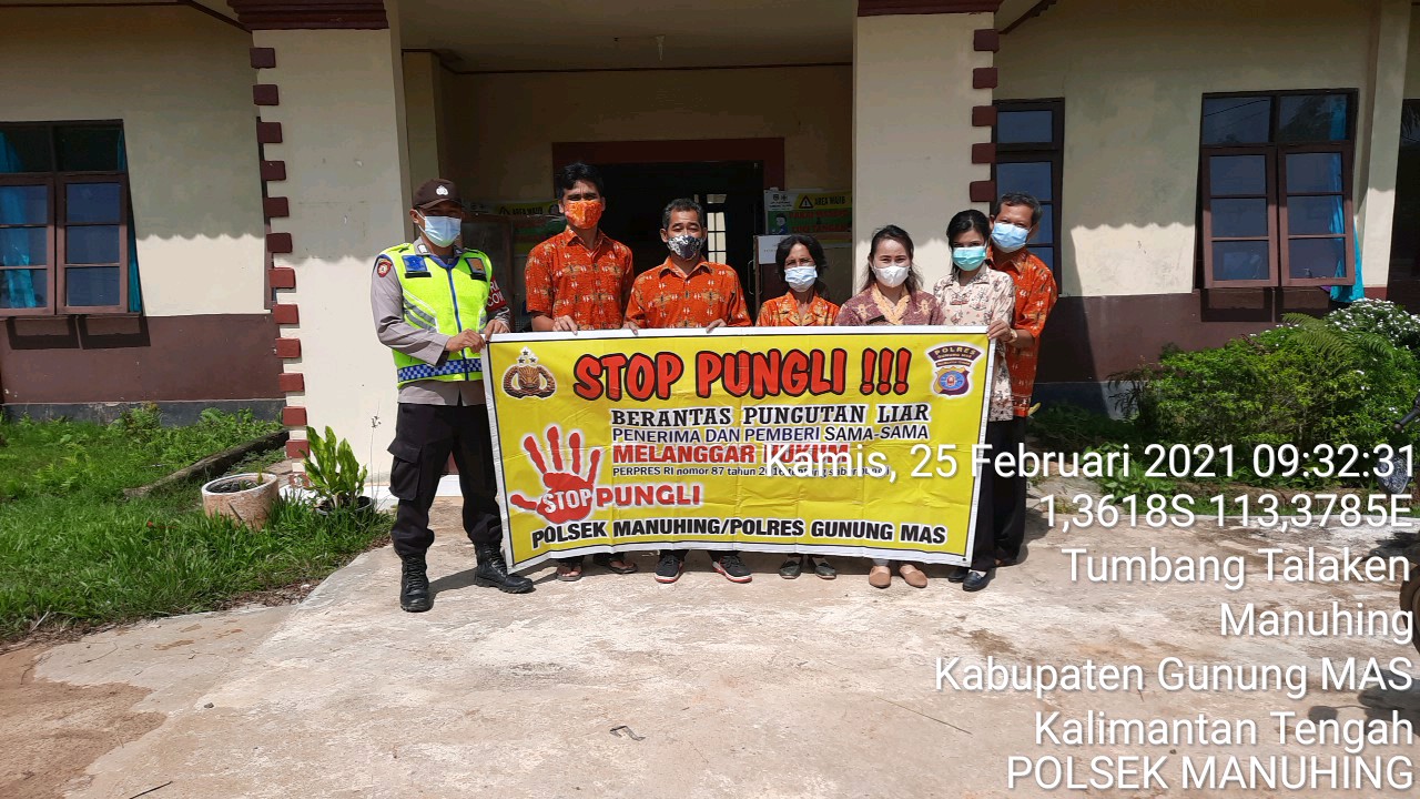 Bhabinkamtibmas Polsek Manuhing Bripka Halin mensosialisasikan Saber Pungli kepada Warga Binaannya