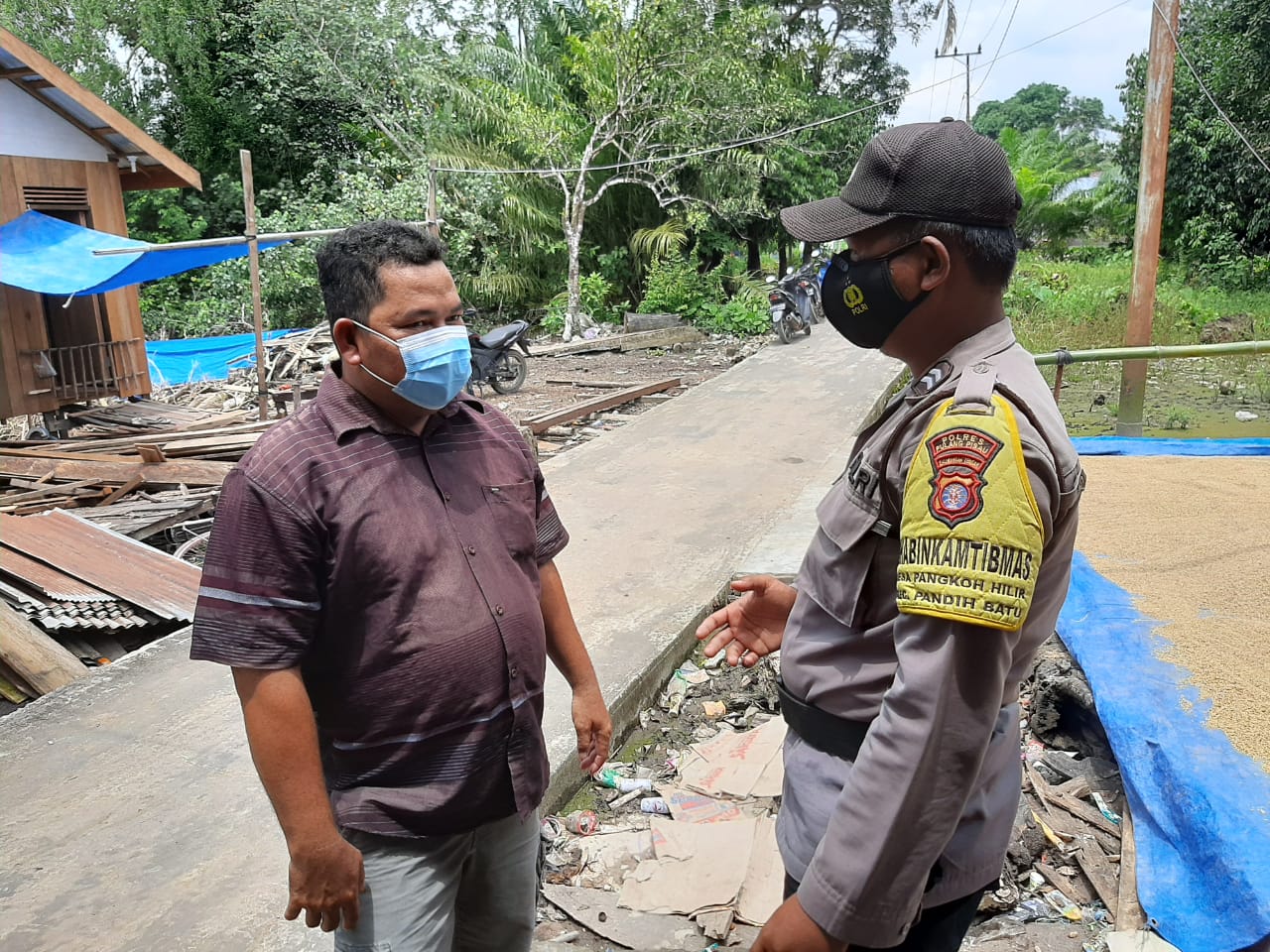 Briptu Roni Abdullah Selalu Ajak Warga Binaannya Agar Patuhi Protokol Kesehatan di Masa Pandemi Covid-19