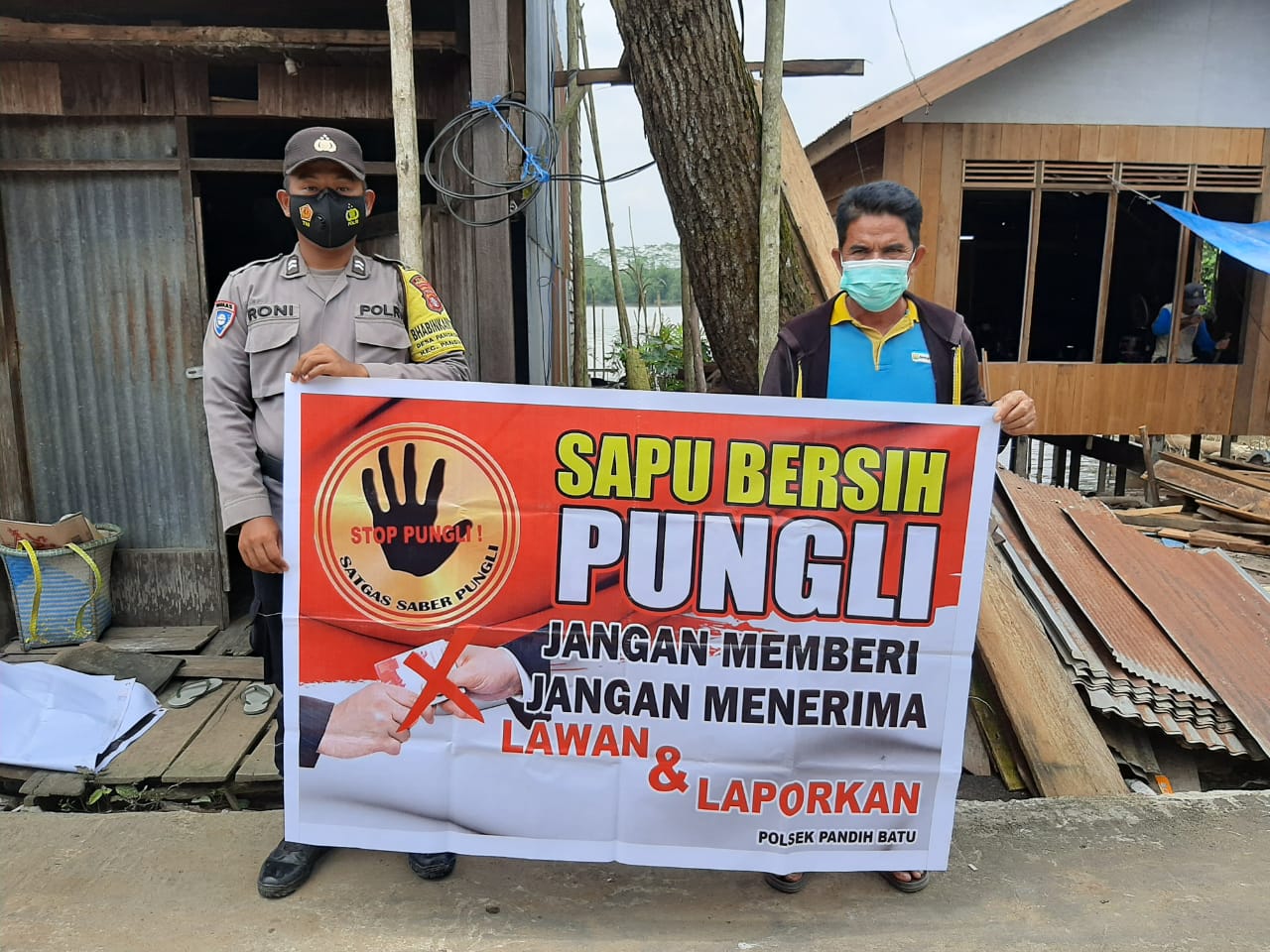 Briptu Roni Abdullah Sosialisasikan Saber Pungli kepada Warga Binaannya