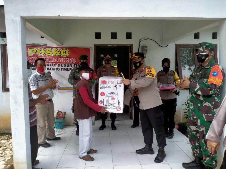 Kapolres Bartim Terjun langsung dalam Pengecekan posko PPKM Skala Mikro Desa Haringen dan Desa Jaar
