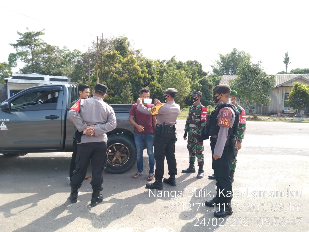 Ops Yustisi Gabungan Bagikan Masker Dan Cek Warga Isolasi Mandiri