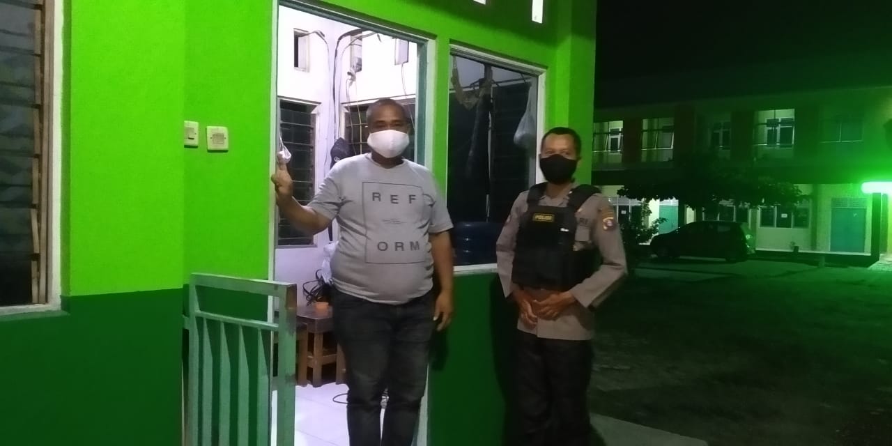 Patroli Rawan Malam Polsek Baamang sasaran ATM Dan Kunjungi Poskamling.