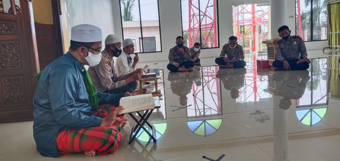 Pelaksanaan Kegiatan Binrohtal Personel Polres Kapuas