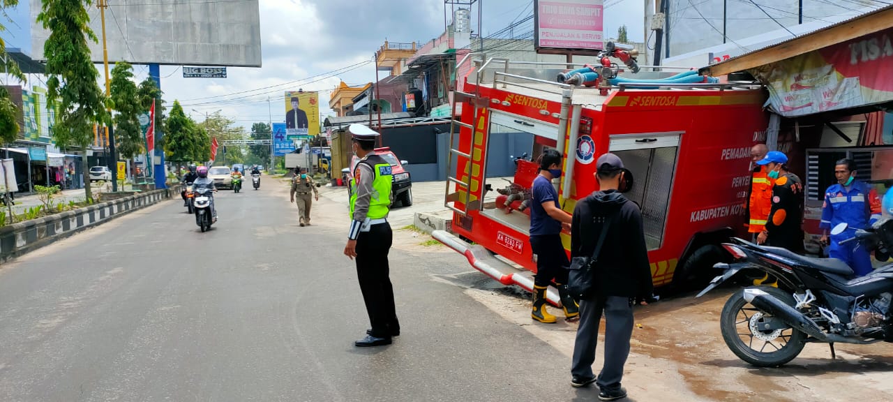 Peran Satuan Lalu Lintas Di TKP Kebakaran