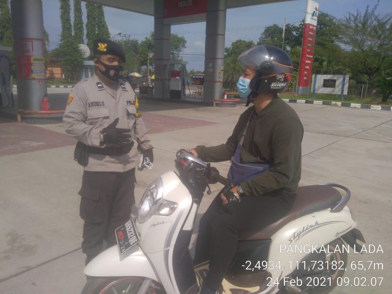 Polsek Pangkalan Lada Melaksanakan Sambang Sekaligus Menerapkan Prokes Covid-19
