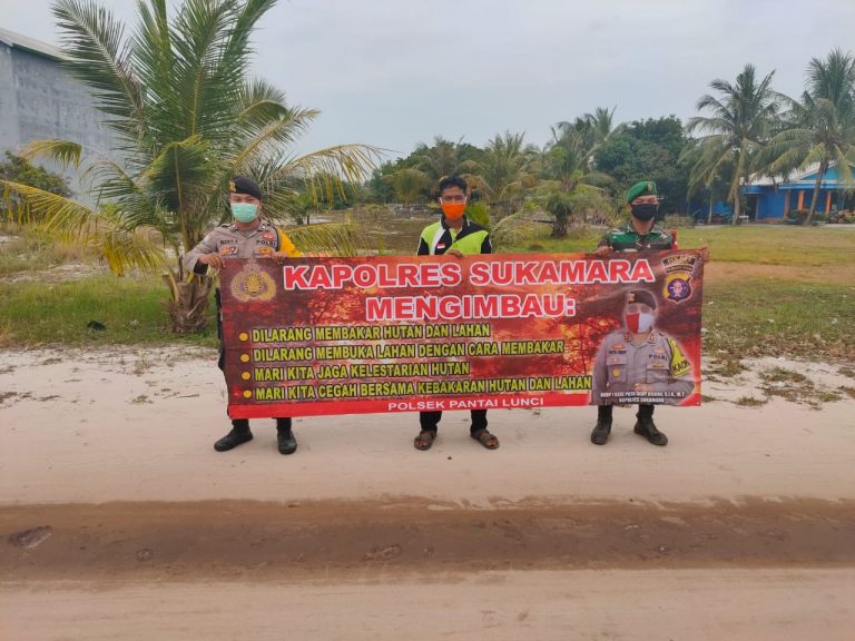 Polsek Pantai Lunci Rutin Sosialisasi Waspada Karhutlah Lewat Spanduk Imbauan Kapolres Sukamara