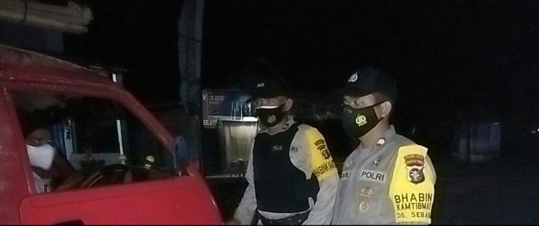 Polsubsektor Sebabi Himbau Pengendara Truck Muatan Untuk Hati-Hati dan Istirahat Apabila Lelah