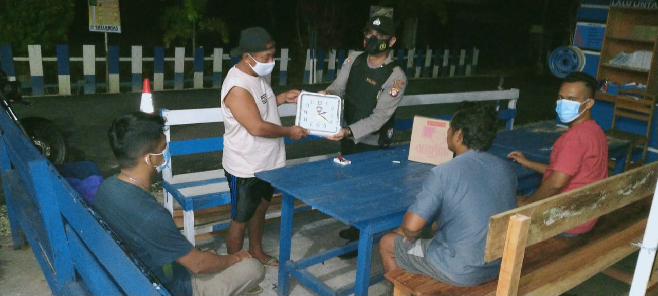 Sambangi Pos Kamling,