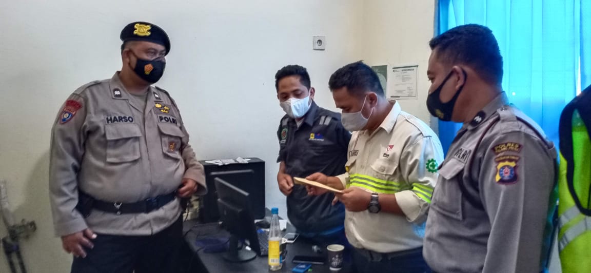Sambangi Satpam PT. PLTU, Satbinmas Polres Pulang Pisau Sampaikan Ini