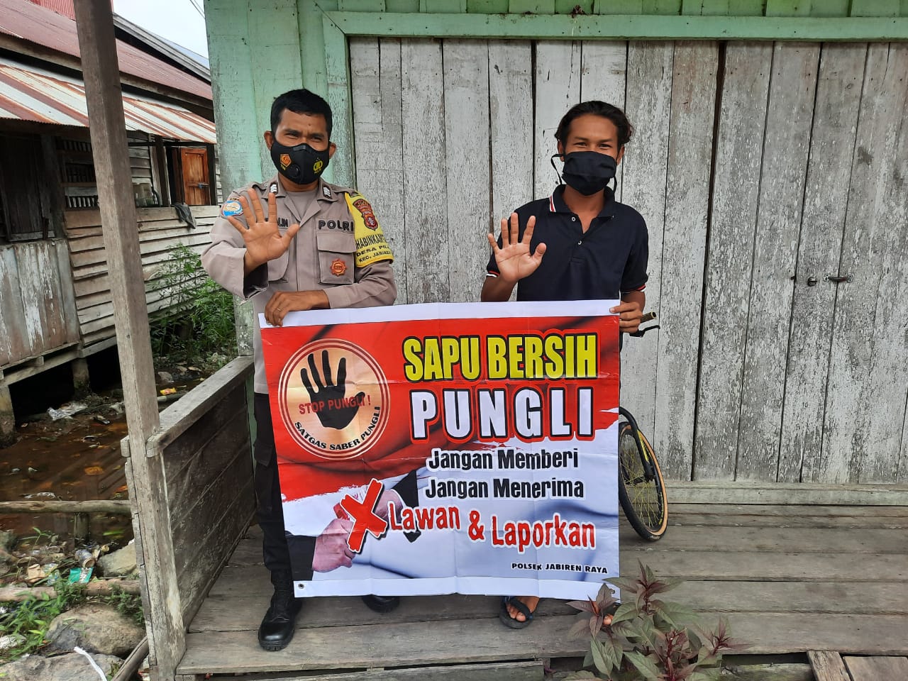 3