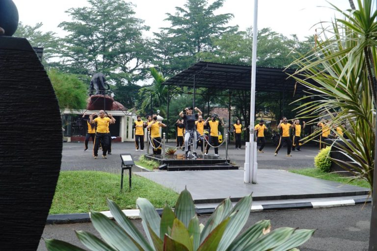 e5a720a9-ad8f-4832-b306-94c5ac371cde