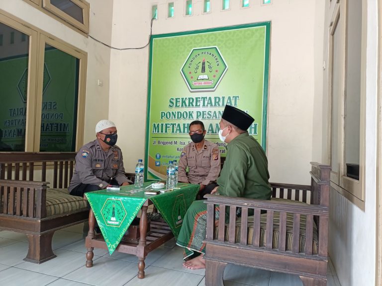 61f17d60-2cb7-4f98-a2e5-5bb96303785e