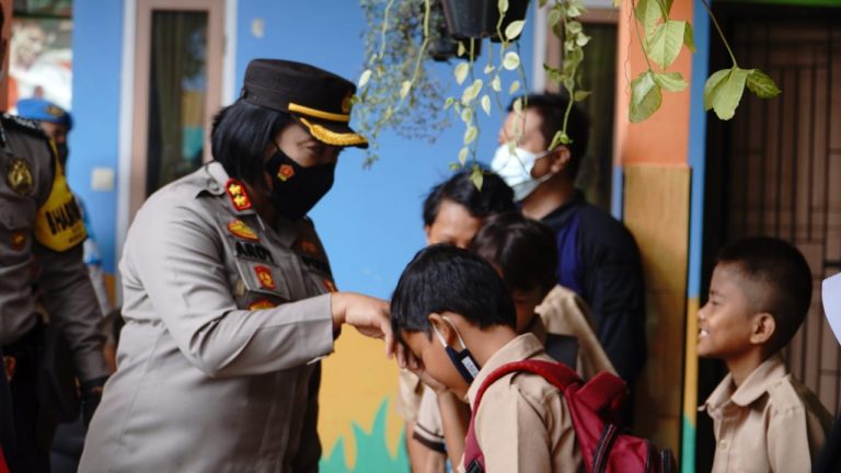 8e59db03-1b62-4e0a-9583-276ccf602ba0