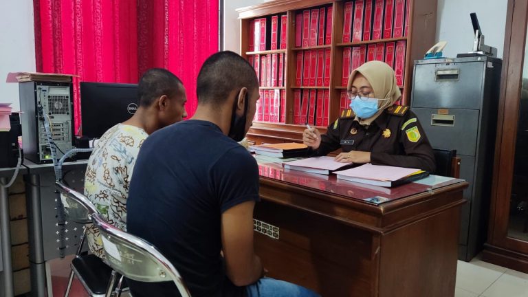 21b0e433-9122-4b62-b711-0a54e603e13e