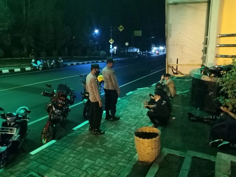 55e519a9-7b78-41af-99be-0ecb291f2cbd