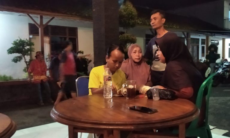 8cb77bdb-7f66-4251-b218-b1e324d9b28c