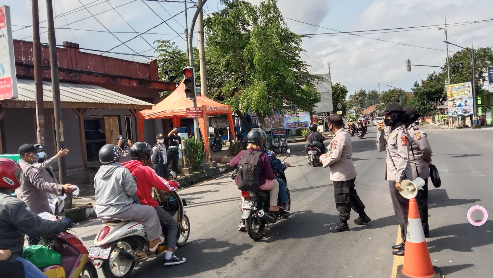 55f8717e-7078-41c2-9deb-cc74e80c4697