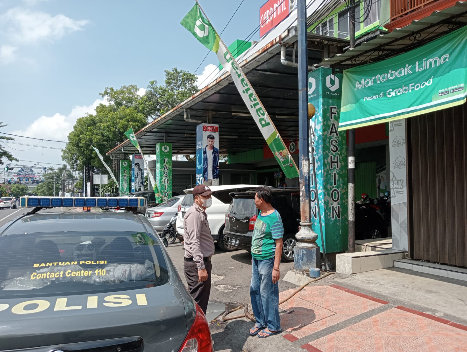 cbf8356f-318b-4c33-ae75-21999a6dc639