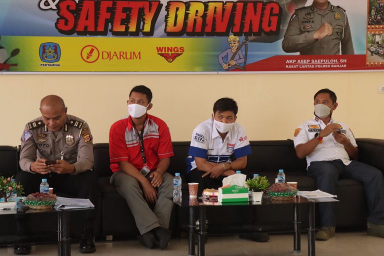 58f0aecf-6768-4d04-86a7-8df1b0e2565e