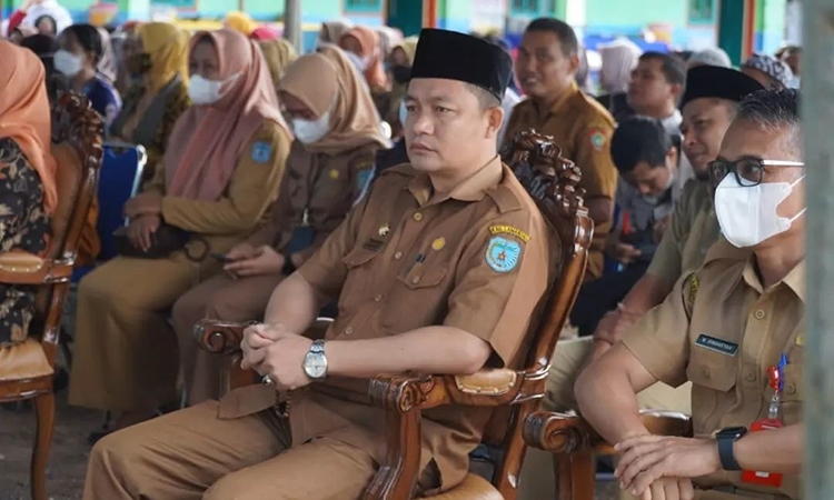 wabub riko porwanto hadiri peresmian sekolah islam terpadu