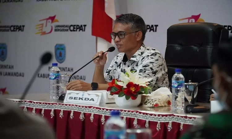 sekda irwansyah pimpin rapat pembentukan tim gabungan penanganan anjing liar