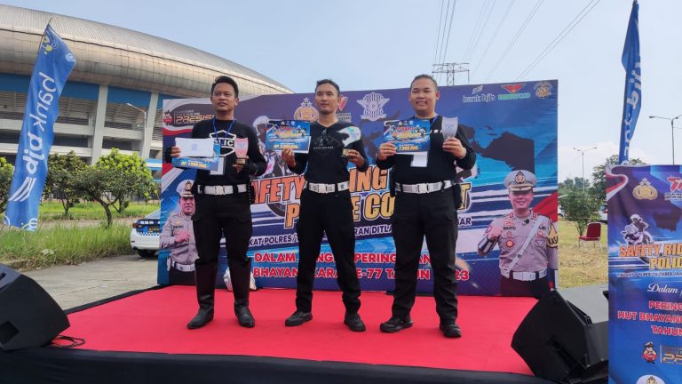 41b6d717-f3d0-42ec-825d-9fa92e88613a