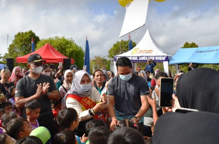 BERSAMA ANAK