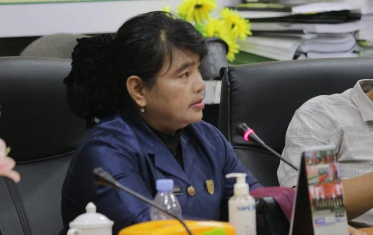 Anggota DPRD Seruyan Atinita