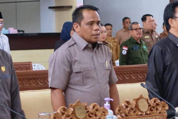 CREATOR: gd-jpeg v1.0 (using IJG JPEG v62), quality = 82?