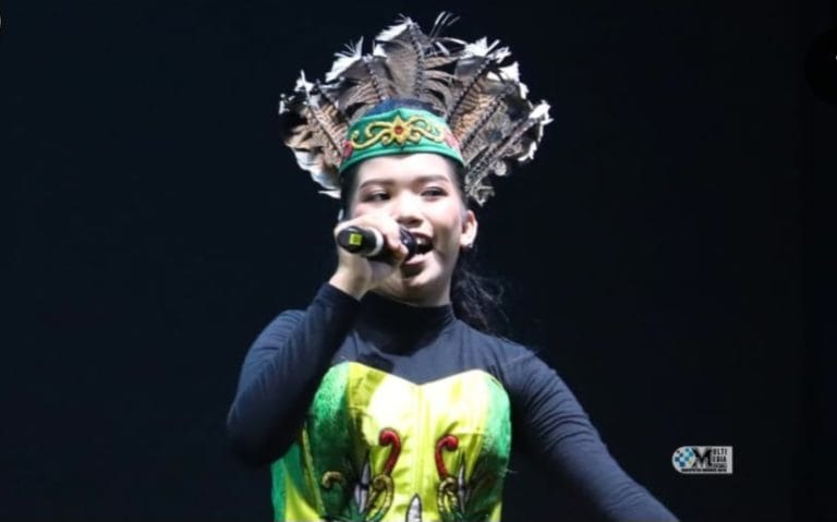 Screenshot_20250522_214300_Instagram