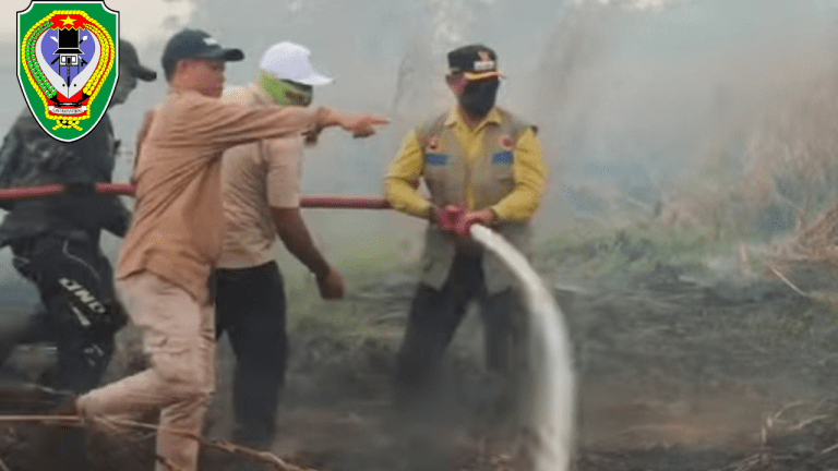 Bupati Seruyan, Ahmad Selanorwanda, turun langsung