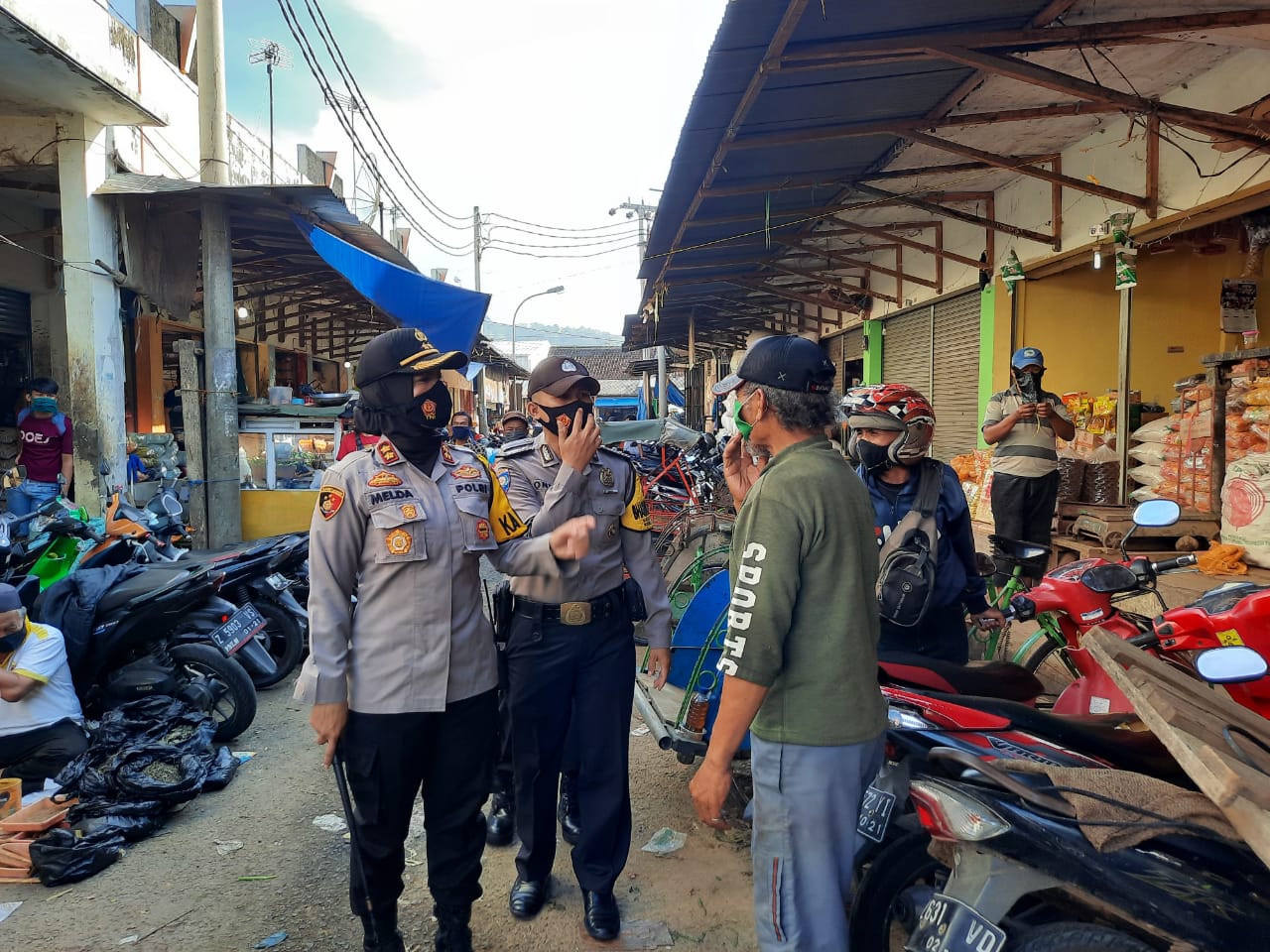 Himbauan Protokol Kesehatan Kepada Masyarakat Terus Didengungkan Oleh Kapolres Banjar