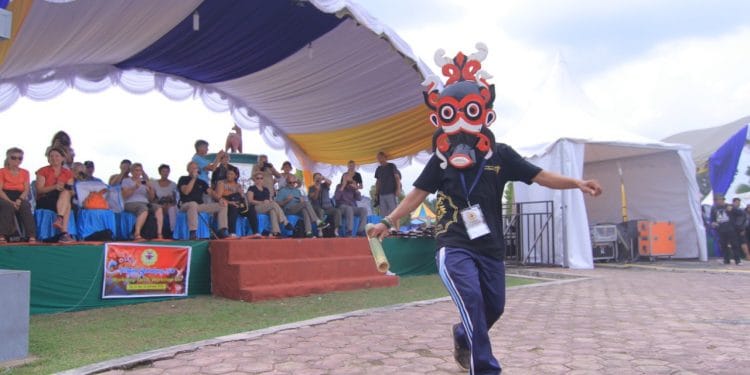 PicsArt_10-13-03.10.22-750x375