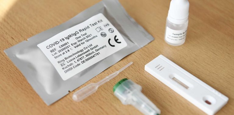 file-20200408-108526-h7d696