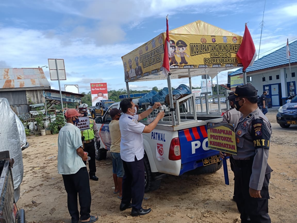 mobil kebal
