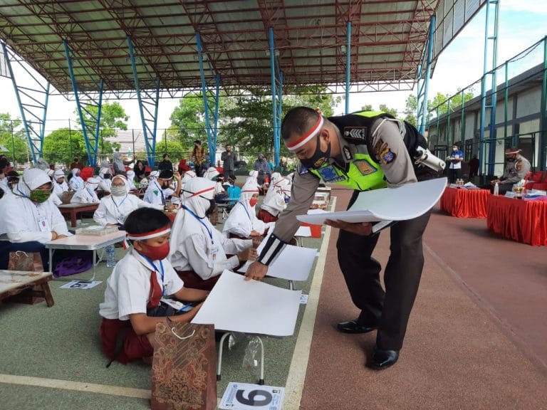 polres seruyan gelar lomba menggambar